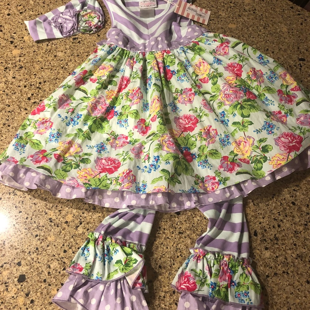 NWT 3 piece spring/summer set. Cute!
